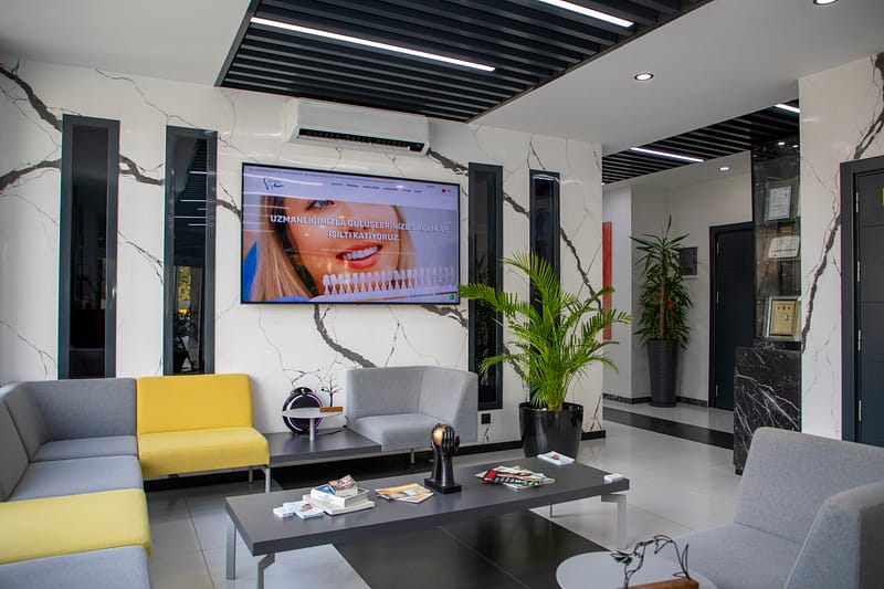 Istanbul Dental Clinic Lounge